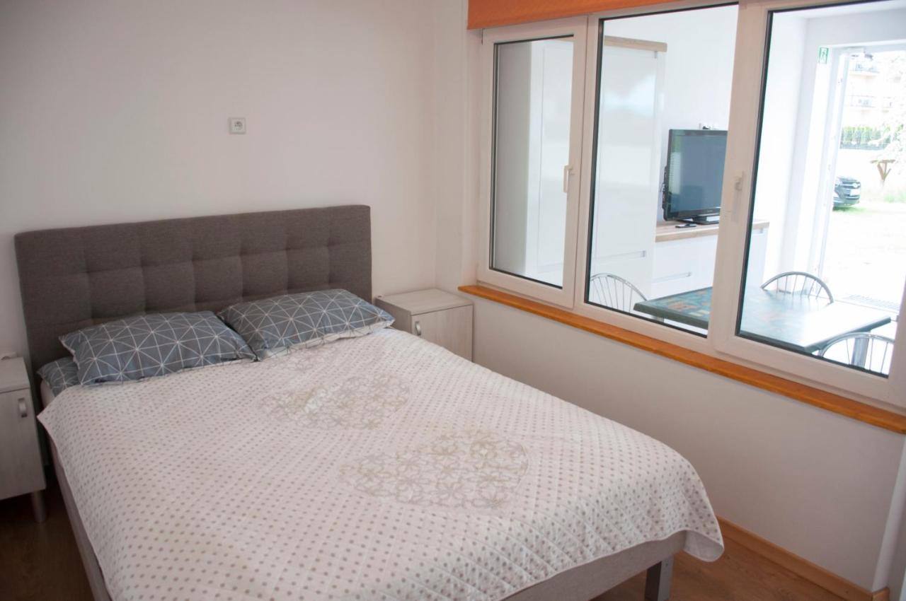 Apartament I Pokoje Aura Dom Wczasowy ดาร์โลฟโก ภายนอก รูปภาพ